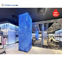 Écran LED publicitaire électrique d'intérieur P2.6 pour centre commercial, écran LED mural d'angle à 90 degrés, colonne carrée, affichage LED