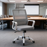 Chaise de bureau ergonomique pivotante en maille avec appui-tête réglable et base pivotante chromée, vente en gros