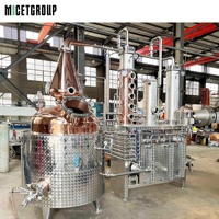 Alambic en cuivre personnalisé de 600 L, colonne de distillation, machine multifonctionnelle pour boissons et vin, pour gin, whisky, brandy, vodka