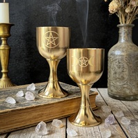 Calice en laiton avec pentagramme et triple lune miroir, coupe rituelle pour l'élément eau, décoration d'autel, coupe à vin