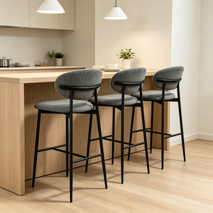 Chaises <span class=keywords><strong>de</strong></span> comptoir pour <span class=keywords><strong>bar</strong></span> <span class=keywords><strong>de</strong></span> cuisine, tabourets modernes nordiques <span class=keywords><strong>gris</strong></span> clair rembourrés, chaise haute <span class=keywords><strong>de</strong></span> <span class=keywords><strong>bar</strong></span> avec pieds noirs - Product Image 3