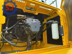 Excavatrice sur chenilles Komatsu PC350 jaune, engin de construction robuste - Product Image 5