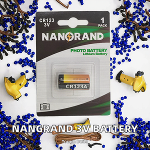 מותאם אישית <span class=keywords><strong>3</strong></span> וולט 1300mah cr123a סוללת ליתיום יון עם כרטיסיות עבור מכשירי חשמל ביתיים - Product Image 2