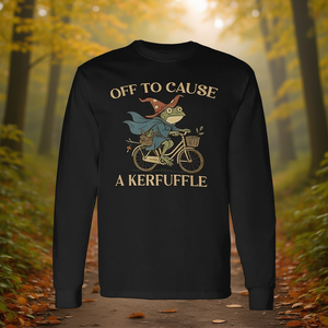 Off To Cause A Kerfuffle Frog Meme T-shirt à manches longues - Product Image 3