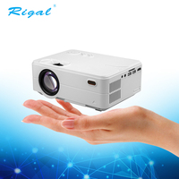 Mini projecteur LED à courte focale pour vidéo