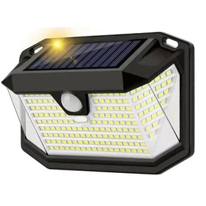Lampada Solare da Parete 178LED IP64, Illuminazione su Tre Lati, Si Accende Automaticamente al Buio con Sensore di Movimento per Cortili Esterni - Product Image 1