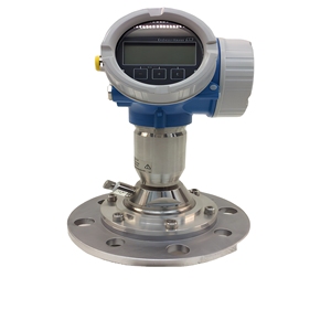 Sensor de Medición por Radar Industrial Endress Hauser Micropilot FMR67, 80 GHz, Material 316LSS, Alcance de 80 m, Medición de Nivel al 0.1% - Product Image 1