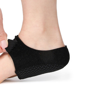 Nouveauté Couvre-talon réglable en silicone souple Anti-usure Antidérapant Chaud et absorbant les chocs Semelle intérieure de pied de sport Protection du talon - Product Image 5