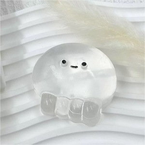 Juguete antiestrés de medusa transparente Xiaohongshu, el mismo estilo de Xiaohongshu, juguete para apretar y aliviar el estrés, de rebote lento. - Product Image 3