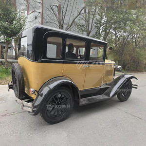Voiture de tourisme électrique vintage, au look rétro élégant et haut de gamme, pour le transport de passagers et les visites des clubs de campagne. - Product Image 4