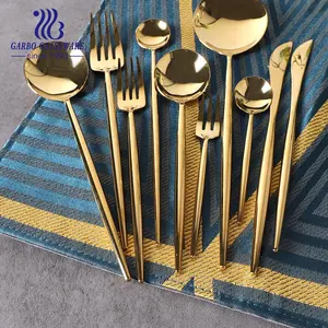 Titanyum altın kaplama klasik paslanmaz çelik sofra takımı 20 parça altın gümüş altın çatal bıçak takımları hizmet için 4 parlak altın