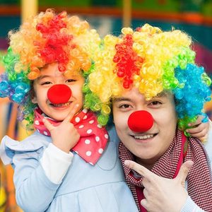 <span class=keywords><strong>Perruque</strong></span> de clown arc-en-ciel, <span class=keywords><strong>perruque</strong></span> de clown <span class=keywords><strong>hippie</strong></span> colorée, <span class=keywords><strong>perruque</strong></span> afro bouclée et moelleuse pour hommes et femmes, idéale pour les fans de football, les soirées disco, les fêtes sportives et Noël - Product Image 4