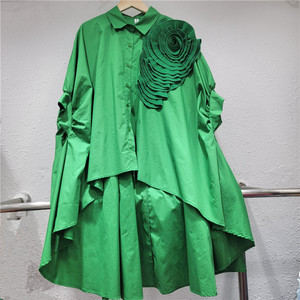 2025 estiva all'ingrosso nuova moda Casual irregolare manica <span class=keywords><strong>a</strong></span> <span class=keywords><strong>pipistrello</strong></span> camicia da donna fiore Stereo - Product Image 4