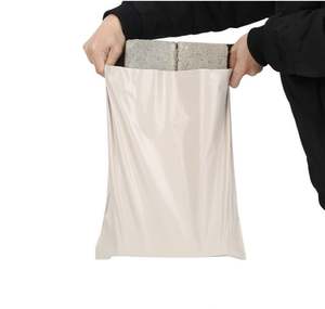 Sacs d'expédition en polyéthylène imperméables personnalisés avec logo imprimé, enveloppes d'expédition en plastique recyclé pour l'expédition express, pour l'emballage postal - Product Image 5