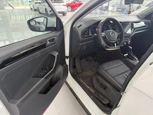 Exportation vers la Russie : Volkswagen <span class=keywords><strong>T</strong></span>-<span class=keywords><strong>ROC</strong></span> 280TSI DSG 2WD 1.4T 2022, Sièges Chauffants, SUV <span class=keywords><strong>Essence</strong></span>, Voiture d'<span class=keywords><strong>Occasion</strong></span> Très Demandée à Vendre depuis la Chine - Product Image 6