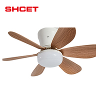 Ventilateur LED avec 6 pales, moteur DC, télécommande, design moderne, lumière blanche chaude douce 2700K, 3 vitesses