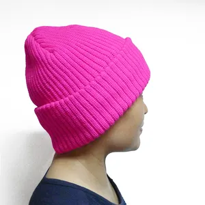 Bonnet d'hiver unisexe chaud, extensible, en tricot côtelé, doublure en fausse <span class=keywords><strong>fourrure</strong></span>, respirant, imperméable, logo brodé personnalisable, nœuds à pois - Product Image 6