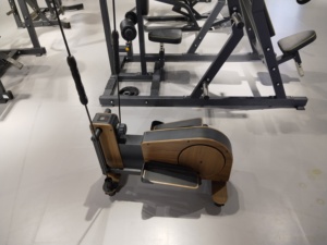 Vélo <span class=keywords><strong>elliptique</strong></span> magnétique de <span class=keywords><strong>luxe</strong></span> avec cadre en bois, 8 niveaux de résistance, entraînement fluide et silencieux, compact pour la maison, le bureau ou l'appartement - Product Image 3
