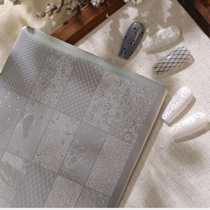 Plaque de tamponnage pour ongles motif flocon de neige de Noël, hiver, irrégulière, motif dentelle, modèle de transfert pour nail art, pour manucure, vente en gros - Product Image 3