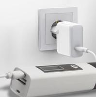 Lampe torche LED tactique rechargeable Boyid Mini avec batterie externe, indice IP54, 500 lumens, portée du faisceau 200-300 m, utilisation en cas d'urgence
