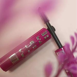 2025 En Çok Satan Profesyonel Kadınlar İçin Su Geçirmez Maskara Kirpik Boyası Hacim Veren Kirpik Güçlendirici Uzun Süreli Toptan Siyah - Product Image 4