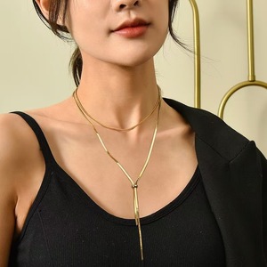 Collar de Moda para Mujer, Cadena de Hueso de Serpiente en Oro de 18K PVD, Cadena para Suéter Versátil y Moderna, Collar de Regalo al por Mayor - Product Image 1