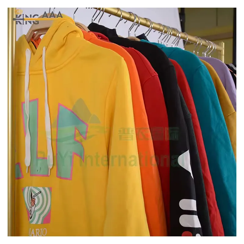 ब्रांडेड प्रयुक्त मोटे हुडी स्पोर्ट्सवियर कोरियाई बेल्स मिक्स मैन कपड़े कपड़े लाइन रहित हुडी स्वेटशर्ट परिधान स्टॉक कपड़े