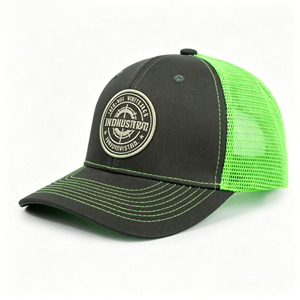 Casquette Trucker Blanche Structurée à 6 Panneaux, Profil Moyen, en Maille, avec Logo Intérieur Réglable, Visière Légèrement Courbée, Fermeture Snapback - Product Image 3