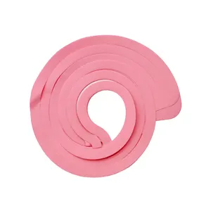 ギフトボックス用化粧品樹脂装飾フィラーペーパーギフト包装用の持続可能なピンクの細断紙ボイドフィラーシュレッダー紙
