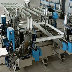 Machine de fabrication de portes et fenêtres CNC entièrement automatique, <span class=keywords><strong>cadre</strong></span> horizontal en <span class=keywords><strong>PVC</strong></span>, machine de <span class=keywords><strong>nettoyage</strong></span> et de soudage à quatre coins - Product Image 5