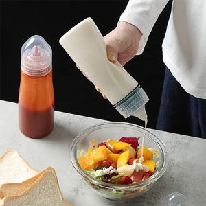 Accessoires de <span class=keywords><strong>cuisine</strong></span> pot d'assaisonnement en plastique de 450ml 15OZ avec couvercle distributeur d'huile de crème bouteilles de Sauce à presser - Product Image 3