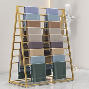 Espositore Personalizzato per Nuovi Prodotti: Sciarpe in Seta, Copridivani, Tessuti per Cuscini, Tappeti, Stand Espositivo in Metallo - Product Image 5