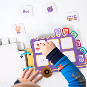 كتب خشبية مشغولة ألعاب طفل صغير كتاب هادئ أنشطة التعلم المبكر معجون لغز لعبة مطابقة لعبة أطفال الشريط السحري التعليمي - Product Image 2