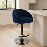 Chaise de comptoir pivotante en velours bleu marine, hauteur réglable, dossier cannelé, design tubulaire, finition chrome noir, pour bar à domicile et salle à manger