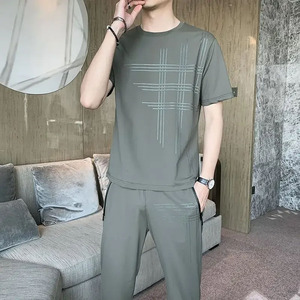 Abbigliamento Sportivo da Uomo, Tute Sportive Senza Logo, T-Shirt Maschile, Top da Palestra, Tuta Liscia, Set con Pantaloni Neri, Moda Innovativa e Chic in Taglia <span class=keywords><strong>S</strong></span> - Product Image 2