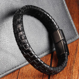 Desain baru kualitas tinggi perhiasan pria mewah gesper magnetik dikepang antik gelang kulit kancing hitam pria - Product Image 5