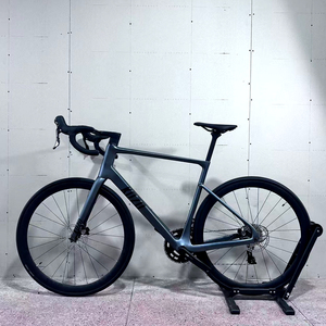 Vélo <span class=keywords><strong>de</strong></span> route DFQ en carbone intégral super léger <span class=keywords><strong>de</strong></span> 61 cm, grandes tailles, 24 vitesses, roues en carbone, guidon intégré, frein à disque, 386bb Racing - Product Image 4