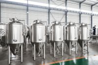 Tanque de Fermentación Cónico para Cerveza Artesanal, de Acero Inoxidable SUS304 de Grado Alimenticio, con Doble Pared, Tapa con Abertura Lateral y Sistema de Enfriamiento por Glicol