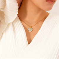 Collier Cœur Aile d'Ange en Zircon, Pendentif Ouvert Personnalisable, Chaîne à Maillons Gravable, Bijou Délicat Tendance pour Femme - Grande Vente