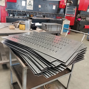 ورقة مخصصة من الصلب والألومنيوم والانحناء عالية الدقة من اللكم - Product Image 4