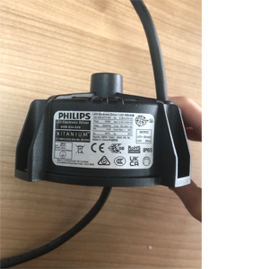 Driver LED Highbay Rotondo Xitanium RHB con DipSwitch AOC, 100-277Vac, Protezione da Sovratensione 4/6kV, IP65, 50000h, TWE 129S, PF0.95, THD<10%, Efficienza 95% - Product Image 5