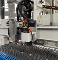 Machine de découpe CNC intelligente STM2130C pour la fabrication de meubles sur mesure