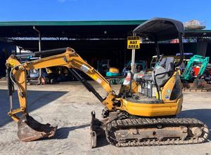 Mini-excavatrice 2T 3T CAT 020CR 020 d'occasion, chenillée, moteur japonais, pompe, certifiée CE, avec accessoire tarière - Product Image 4