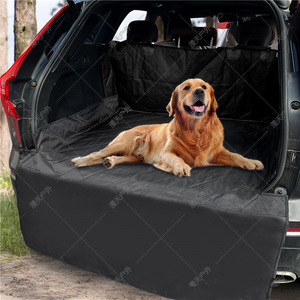 Tapis de coffre de voiture pour animaux de compagnie noir 206x132cm matelassé anti-salissures, housse de siège arrière pour chien - Product Image 1