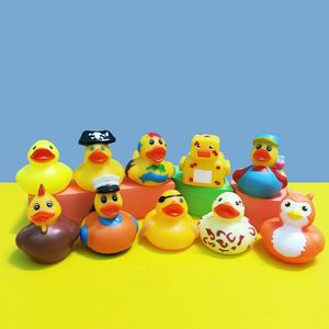 Mini-canard en caoutchouc personnalisé avec logo et forme, jouet de bain flottant pour enfant, canard sonore, cadeau promotionnel en gros - Product Image 2
