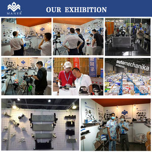 Maner ระบบทำความเย็นอัตโนมัติ AG9G-6A642-BC น้ำมันคูลเลอร์เครื่องยนต์สำหรับ Land Rover โรงงานจีน - Product Image 5