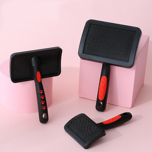 Brosse universelle pour toilettage des animaux, élimination des poils, peigne en acier inoxydable, dents en TPR, outil de nettoyage pour chiens, logo personnalisé OEM/ODM - Product Image 1