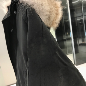 جاكيت جلد أسود بتصميم منحوت على الطراز الأمريكي القديم، مع غطاء للرأس وياقة من الفرو، سميك ودافئ للرجال في فصل الشتاء - Product Image 6