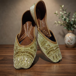 Chaussures de course et de marche tendance, style traditionnel indien, en cuir véritable brodé, pour femmes, artisanat fantaisie, 2025 - Product Image 1