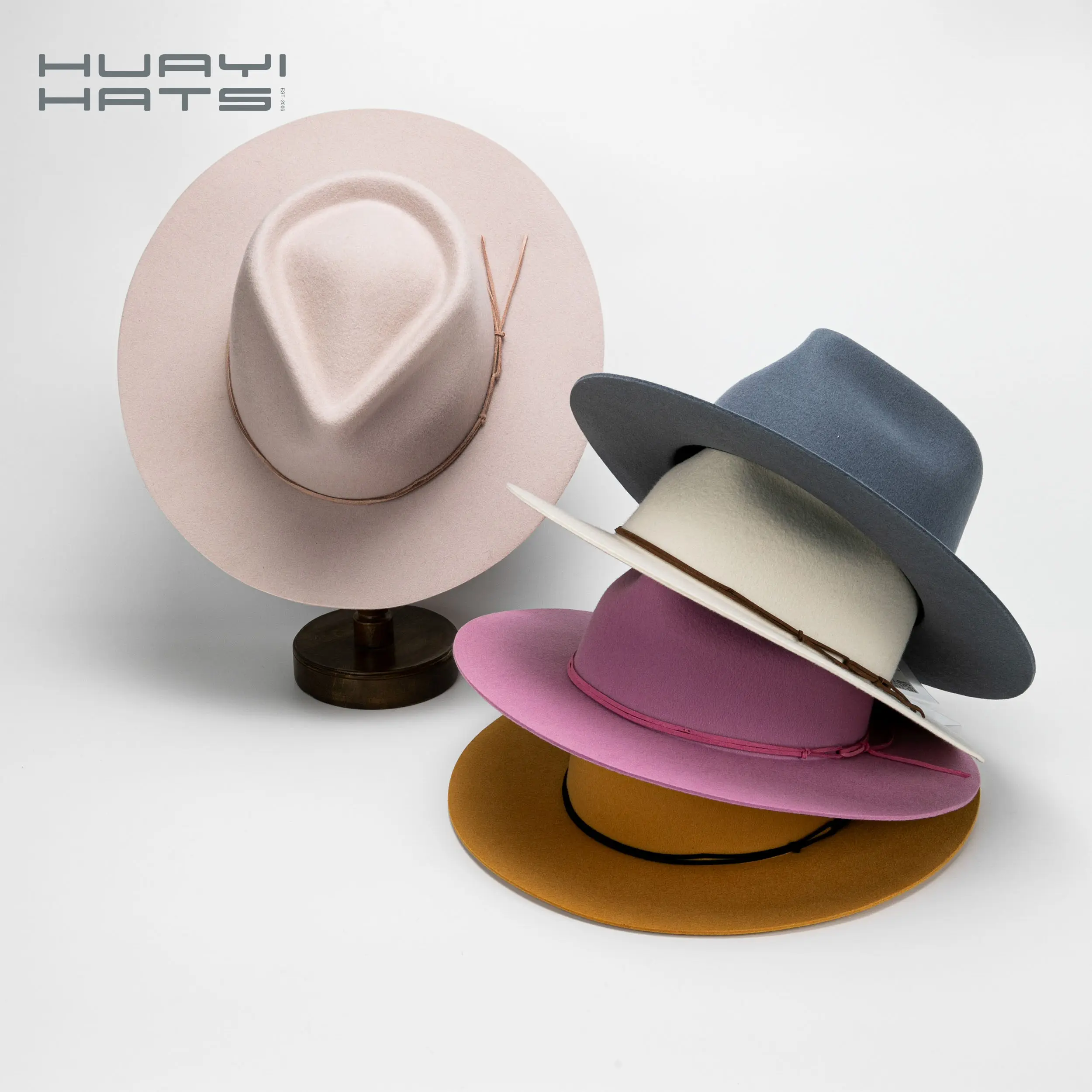 HUAYI כובעי Custom אביב חיצוני פעילויות גברים ונשים רחב Stif שולי לבן צמר פדורה כובע